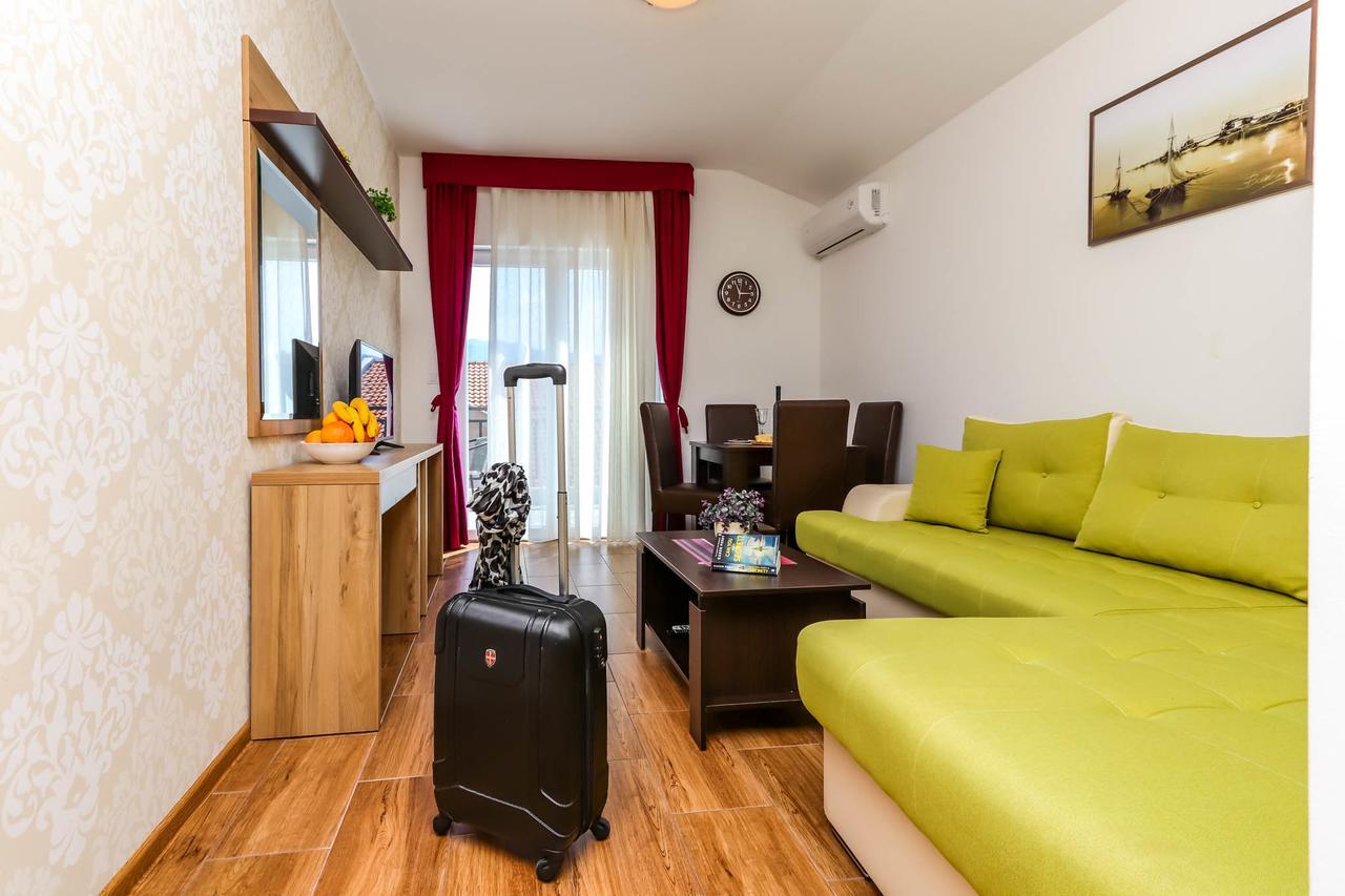 Aqua Breeze Apartments Budva Exterior foto
