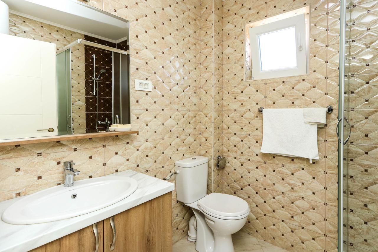 Aqua Breeze Apartments Budva Exterior foto